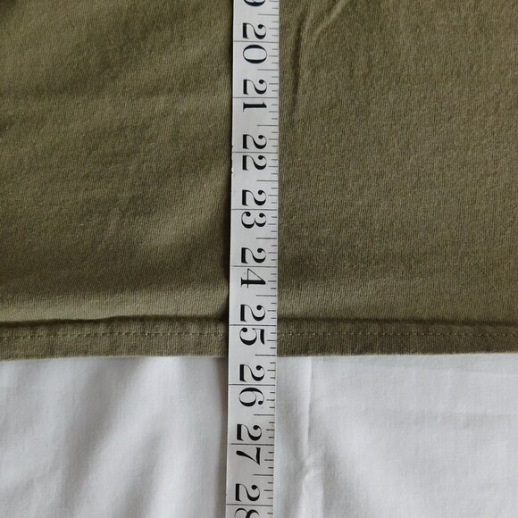 T Shirt Revelstoke Mountain Ski Resort British Columbia Canada Adult Size XL - Picture 7 of 7